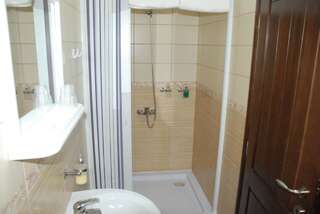 Отели типа «постель и завтрак» River apartmants and rooms M Колашин Семейный суперлюкс-7