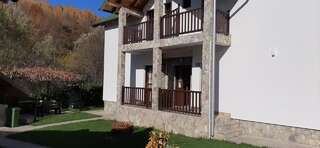 Отели типа «постель и завтрак» River apartmants and rooms M Колашин Семейный суперлюкс-10