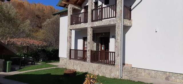 Отели типа «постель и завтрак» River apartmants and rooms M Колашин-60
